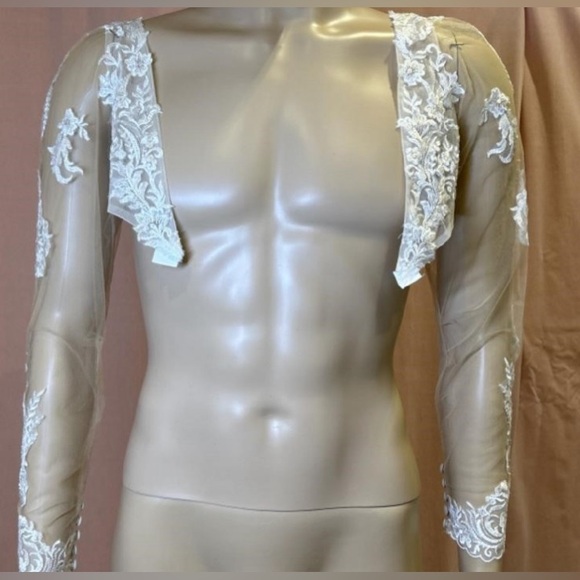 Detachable sleeves for wedding dress - Picture 3 of 16